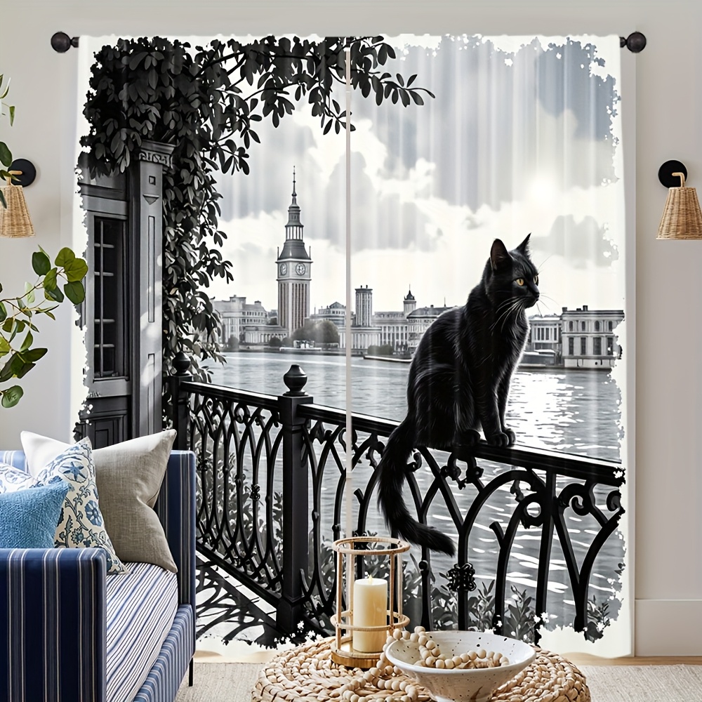 Home Textiles London - Siyah Kedi Perdesi, Londra Nehri Manzaralı